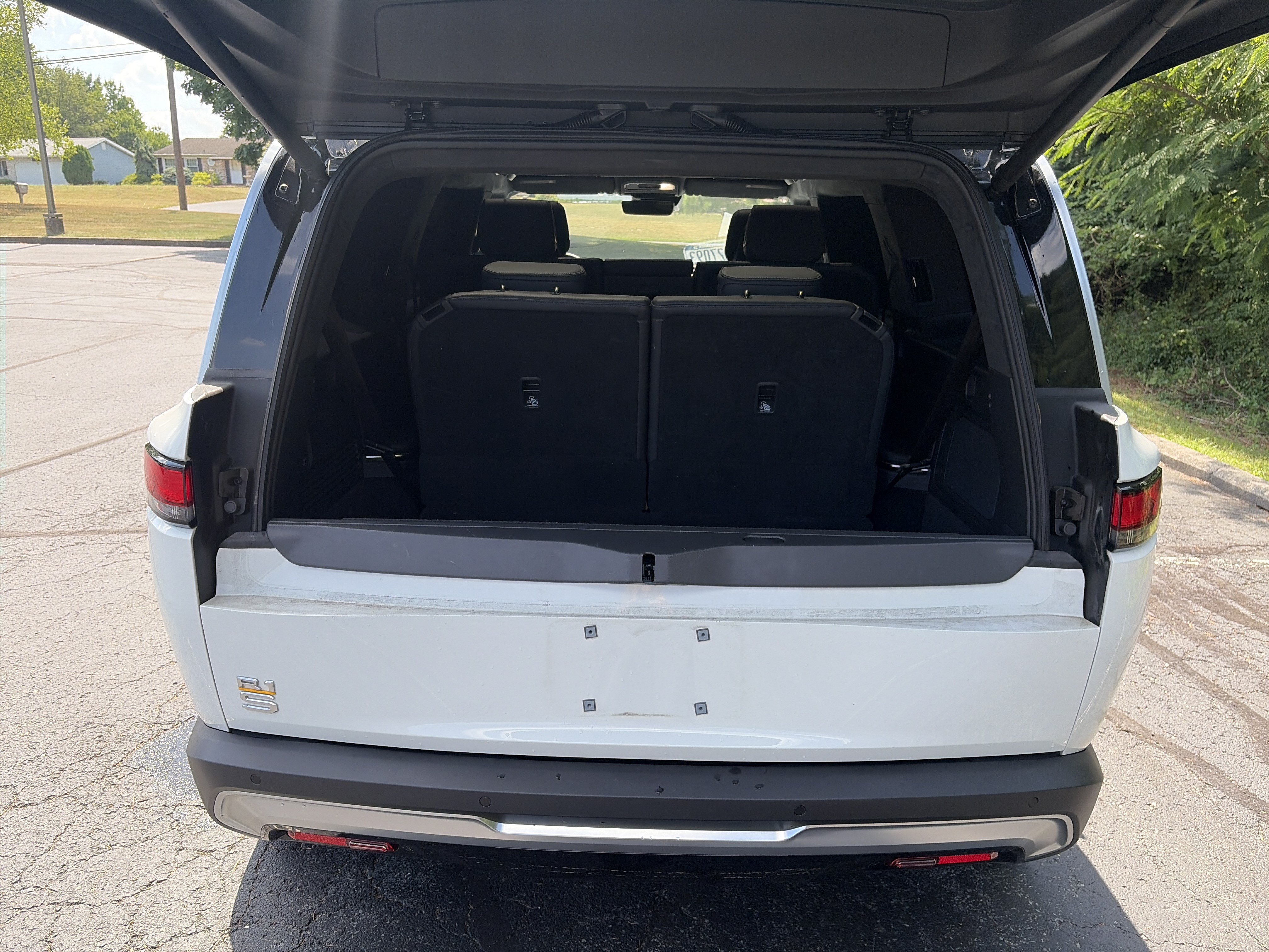 Used 2022 Rivian R1S Launch Edition AWD/4WD image 35