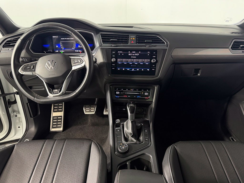 Used 2023 Volkswagen Tiguan SE R-Line AWD/4WD image 14