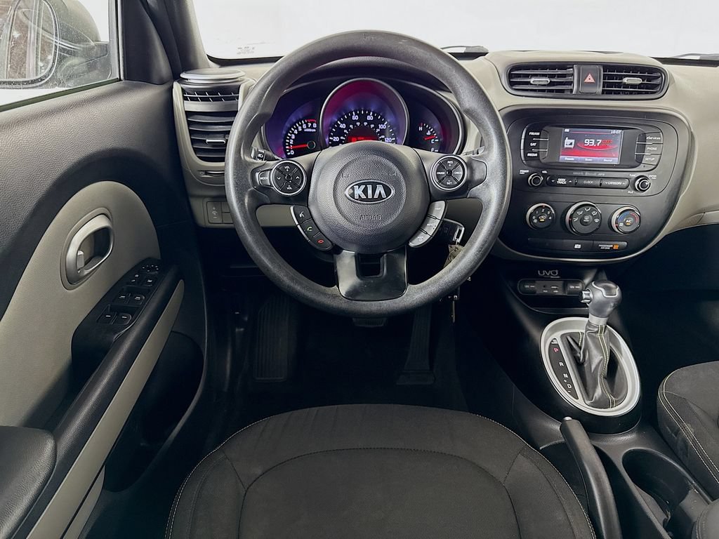 Used 2015 Kia Soul + FWD image 21