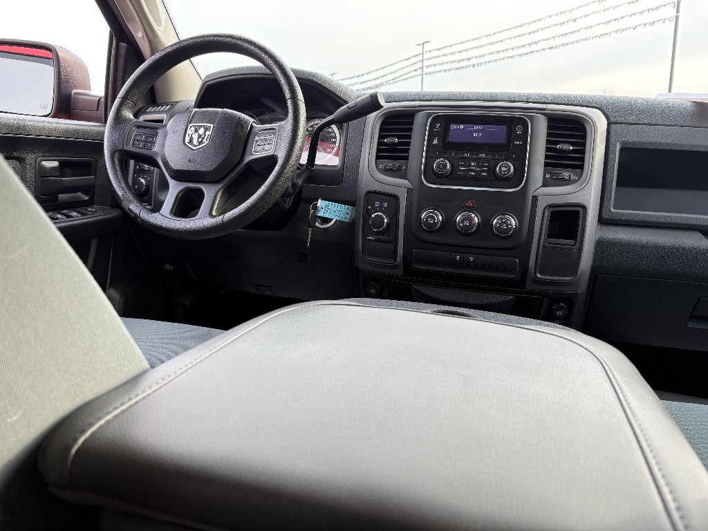 Used 2014 RAM 1500 Express image 26
