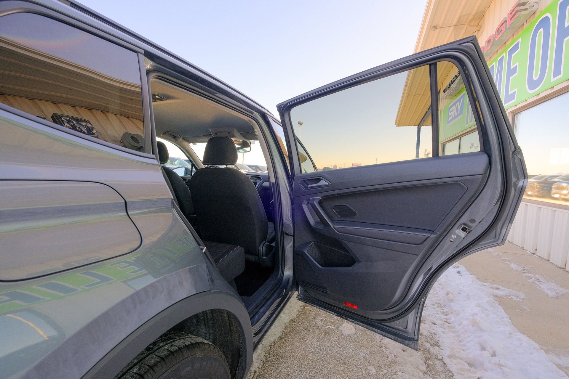 Used 2024 Volkswagen Tiguan S image 19