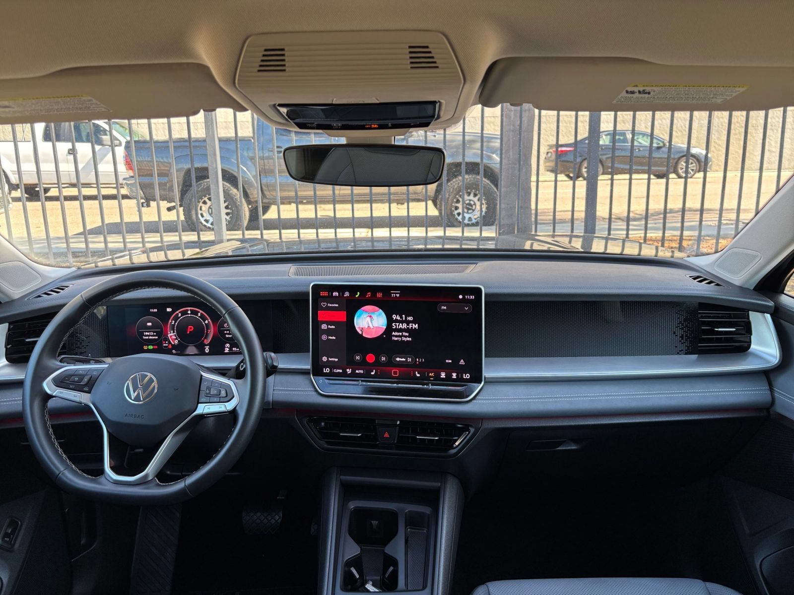 Used 2026 Volkswagen Tiguan SE AWD/4WD image 34
