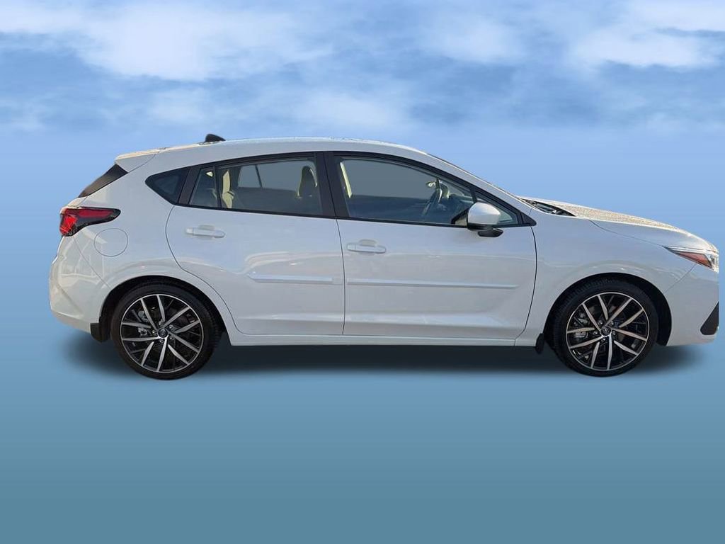 Used 2025 Subaru Impreza 2.0i Sport image 8