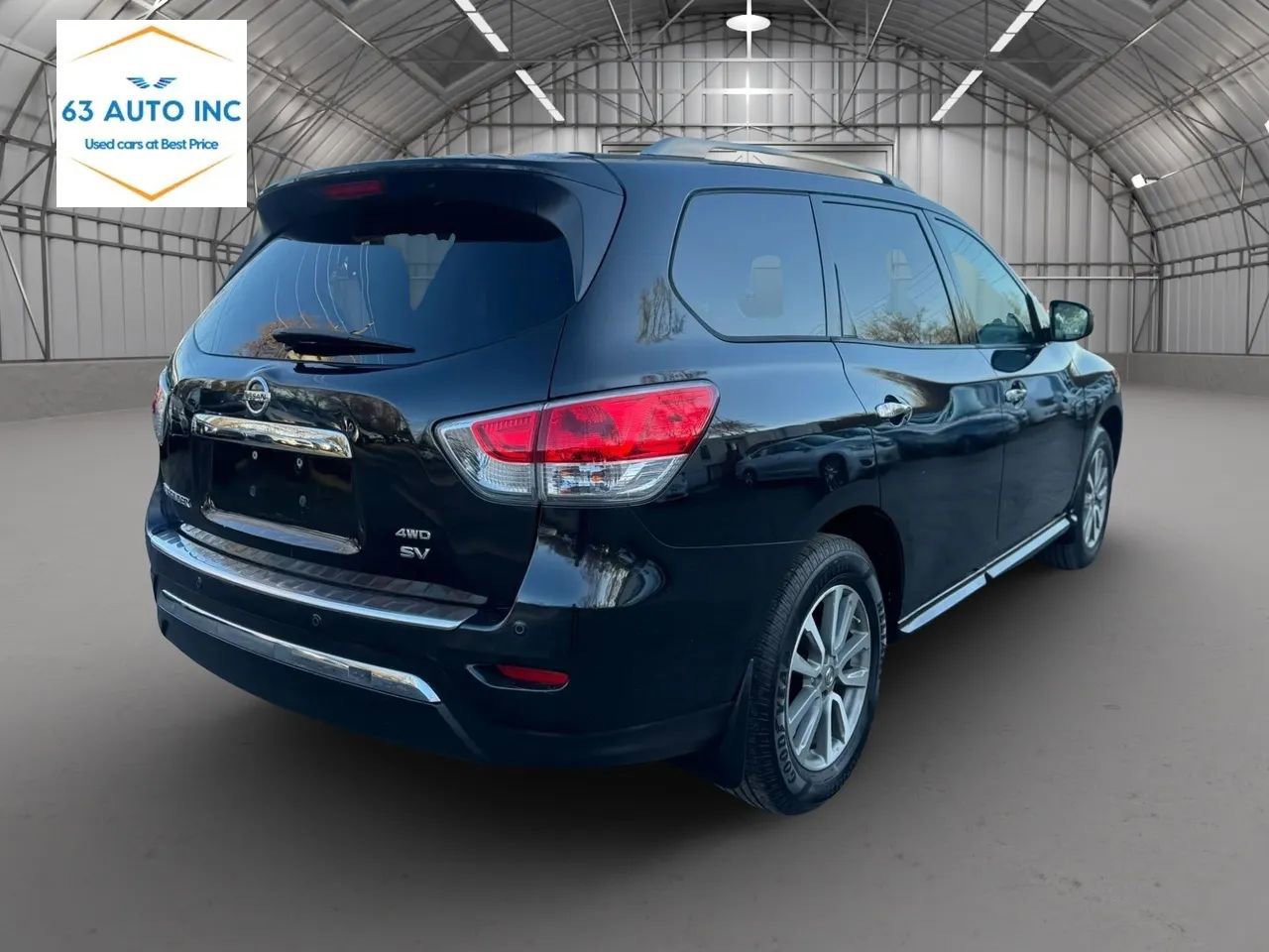 Used 2016 Nissan Pathfinder SV AWD/4WD image 5