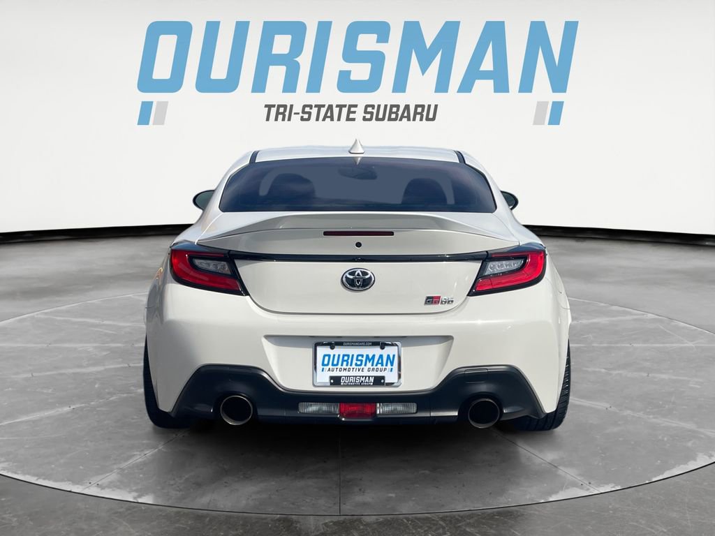 Used 2023 Toyota GR86 Premium w/ ALL Weather Mat Package (TMS) image 5