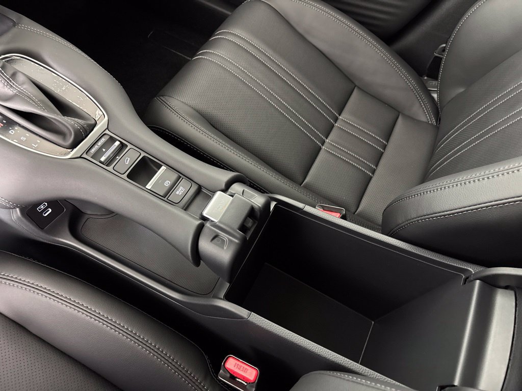 Used 2027 Honda HR-V EX-L image 33