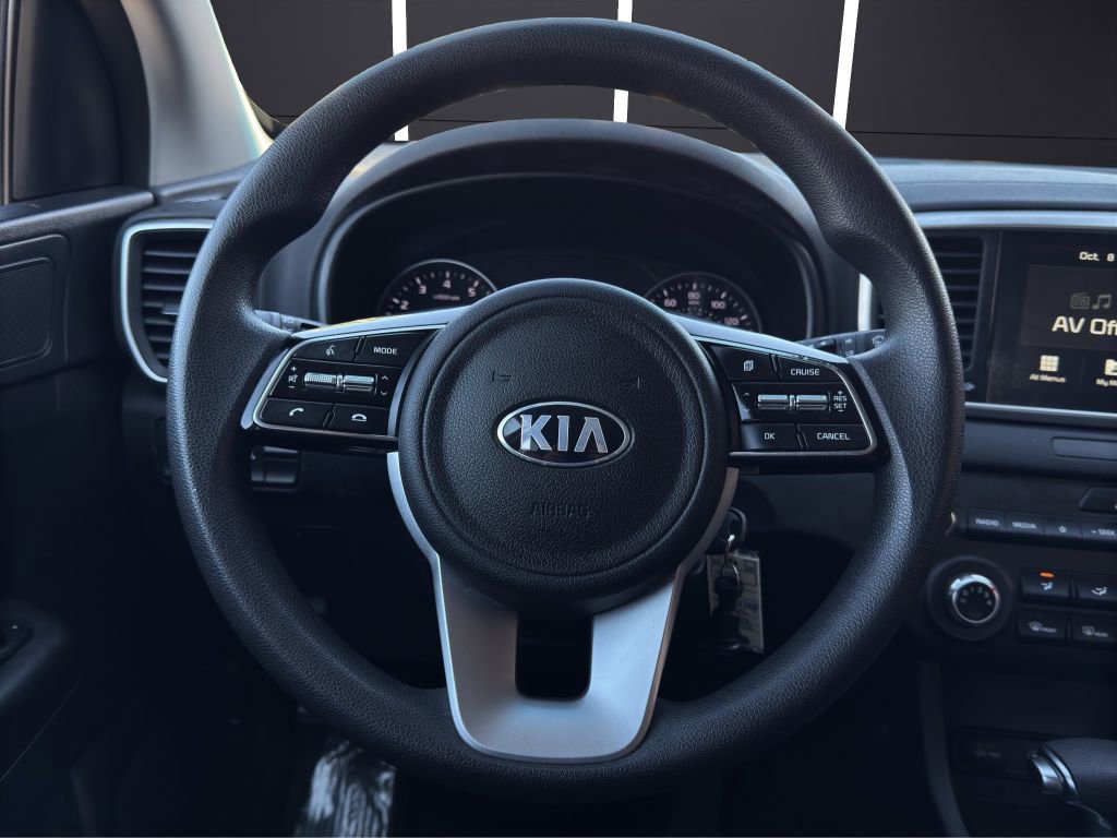 Used 2022 Kia Sportage LX image 16