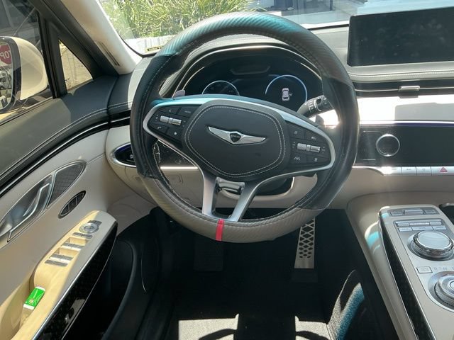 Used 2025 Genesis GV70 3.5T Sport w/ Sport Prestige Package AWD/4WD image 11