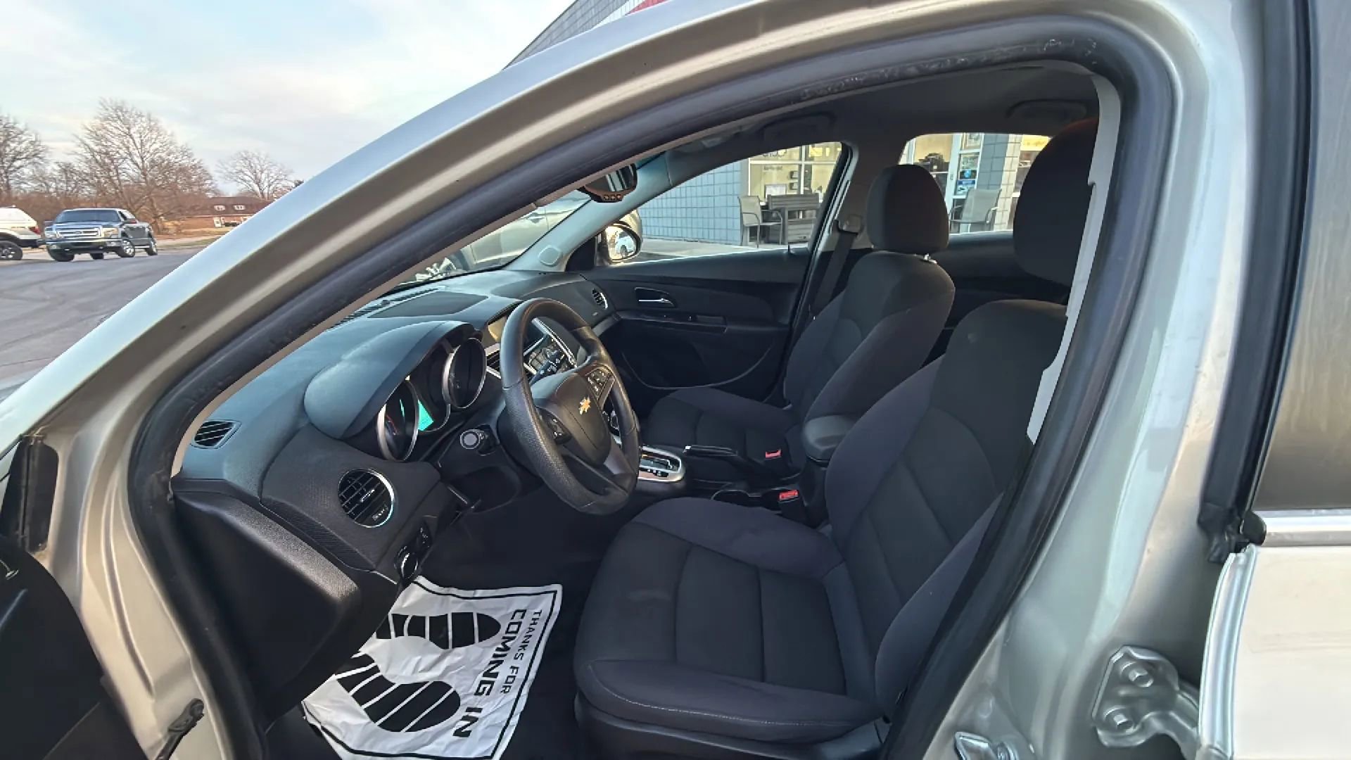 Used 2015 Chevrolet Cruze LT image 10