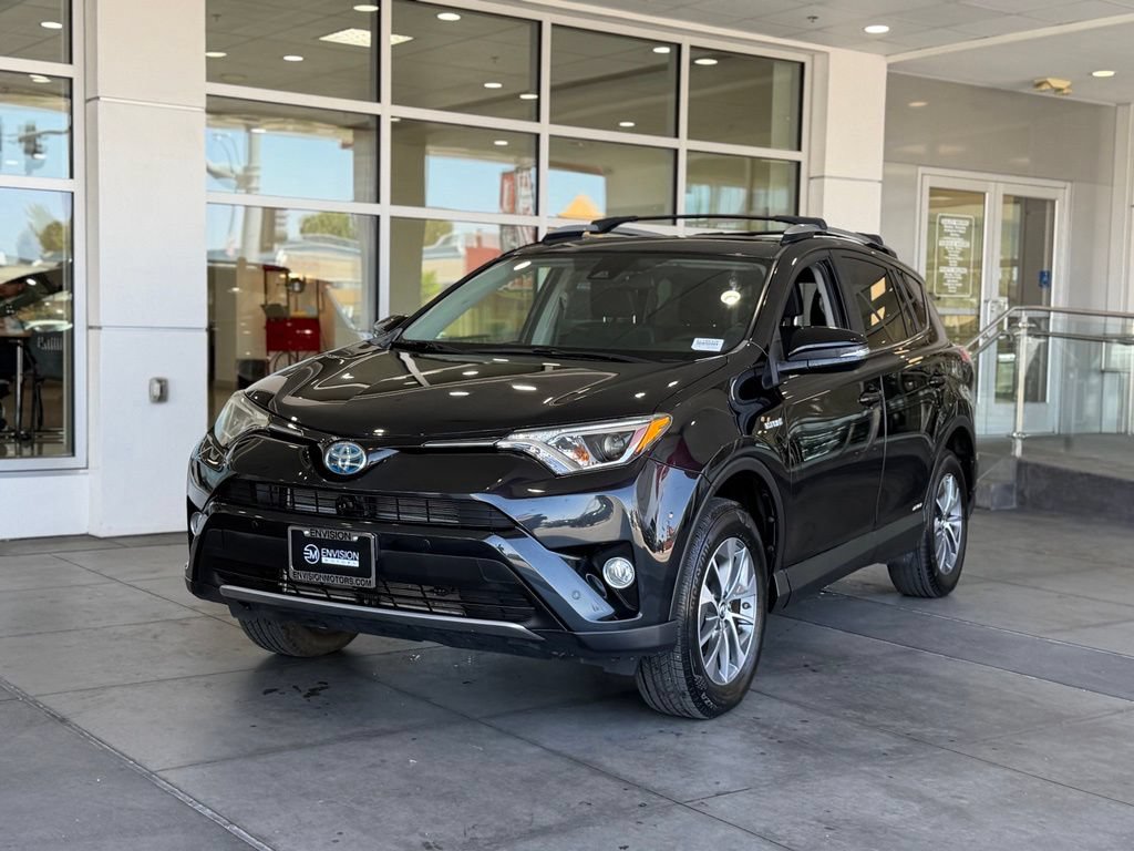 Certified 2018 Toyota RAV4 XLE w/ Convenience Package AWD/4WD image 2