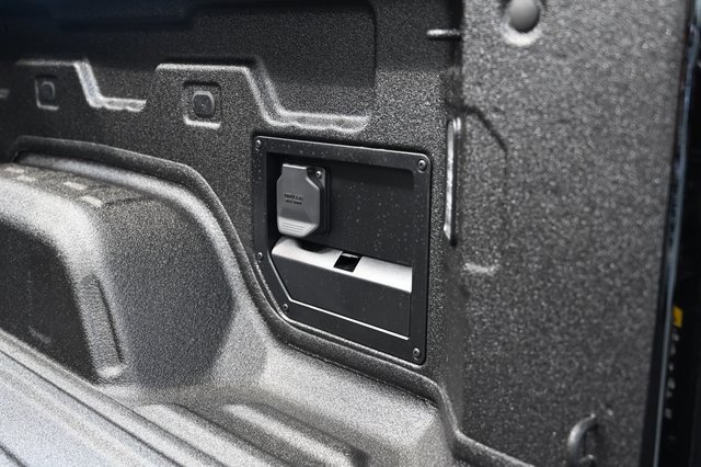 New 2026 GMC Sierra EV Elevation w/ Premium Package image 8