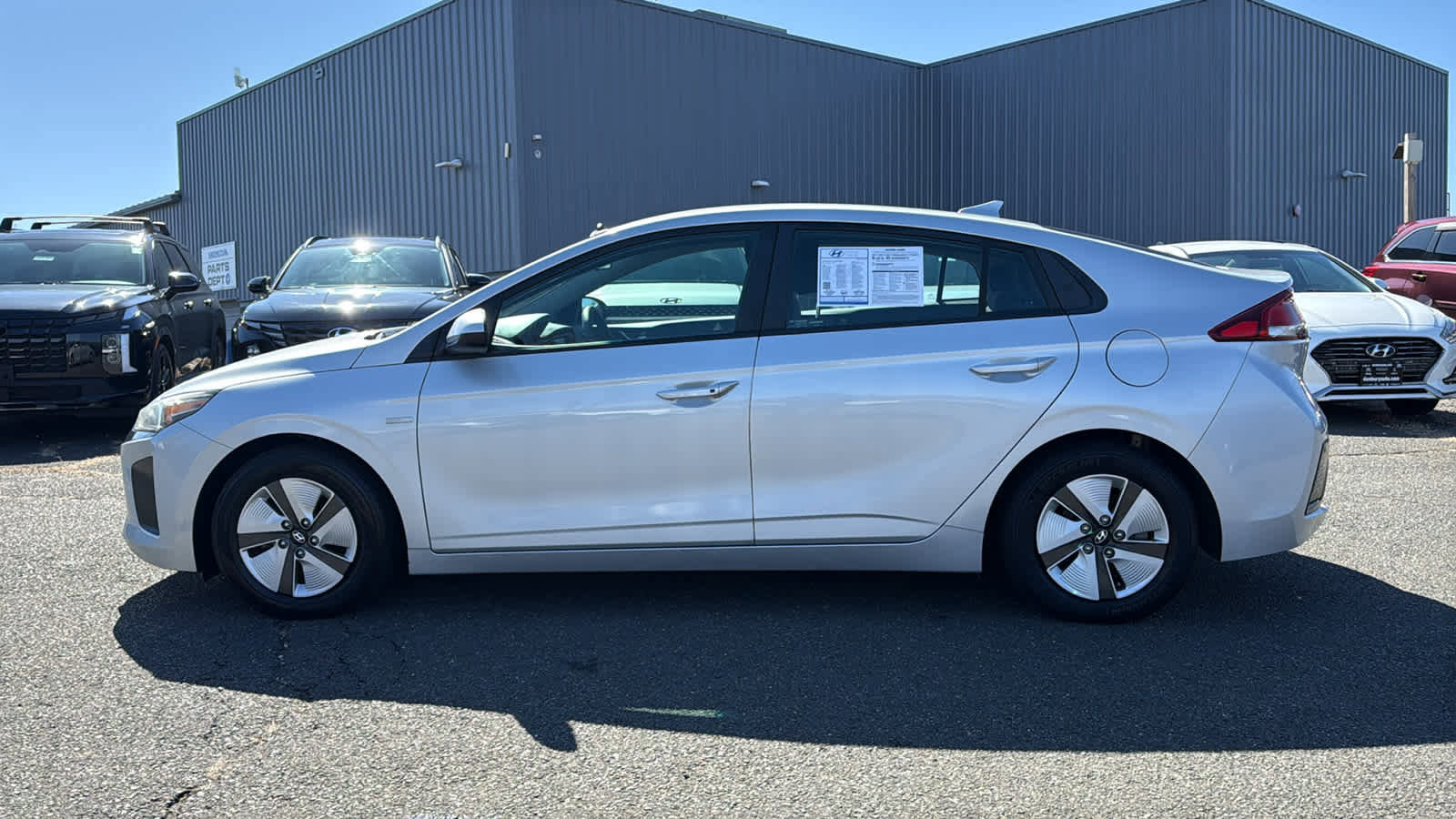 Used 2018 Hyundai Ioniq Blue image 4