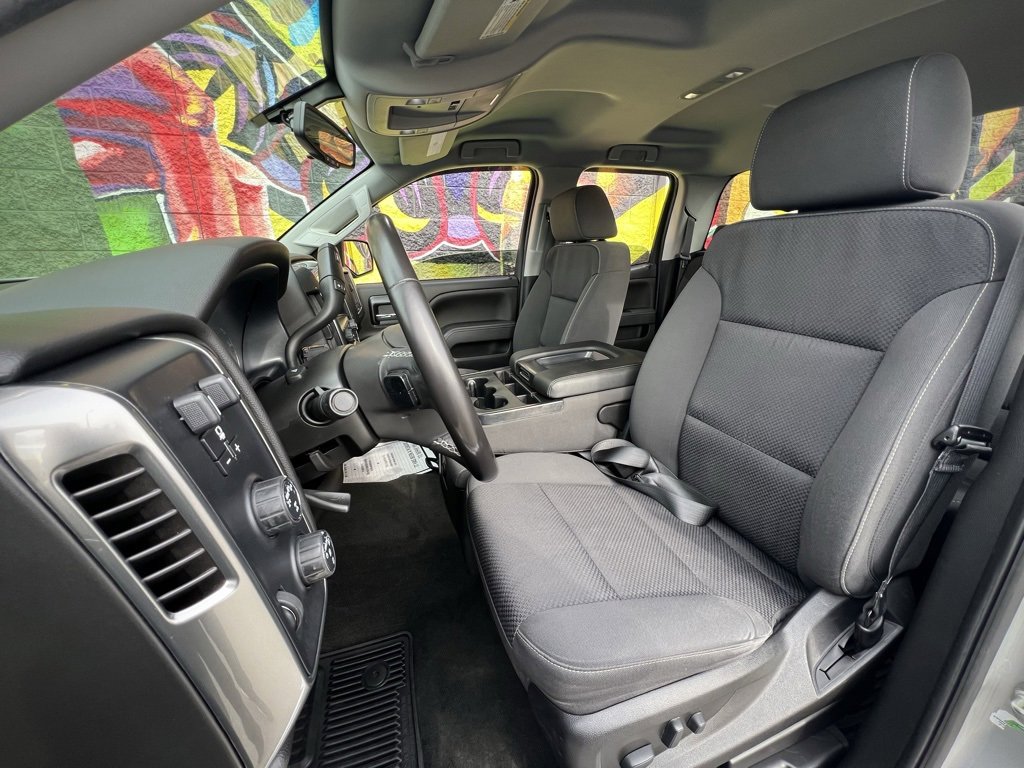 Used 2018 Chevrolet Silverado 1500 LT w/ All Star Edition image 18