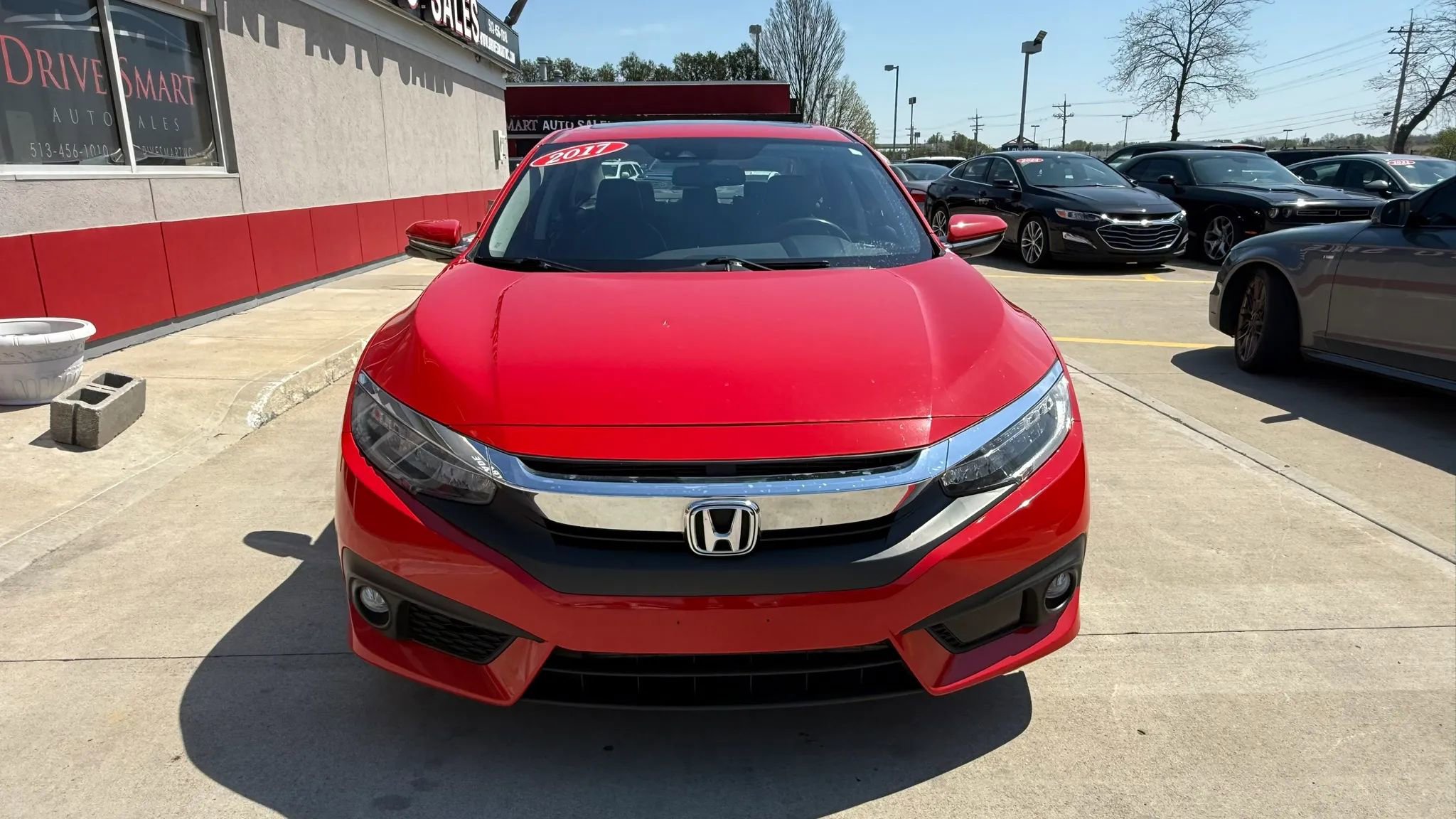 Used 2017 Honda Civic Touring image 5