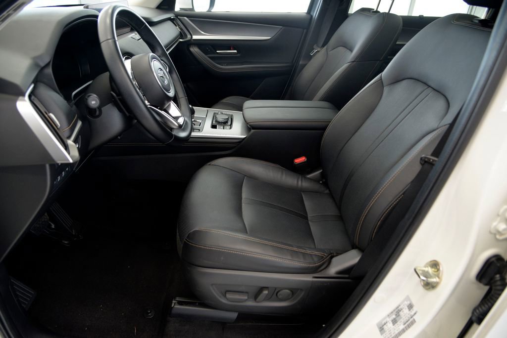 Certified 2024 MAZDA CX-90 Plug-In Hybrid w/ Premium Pkg image 15