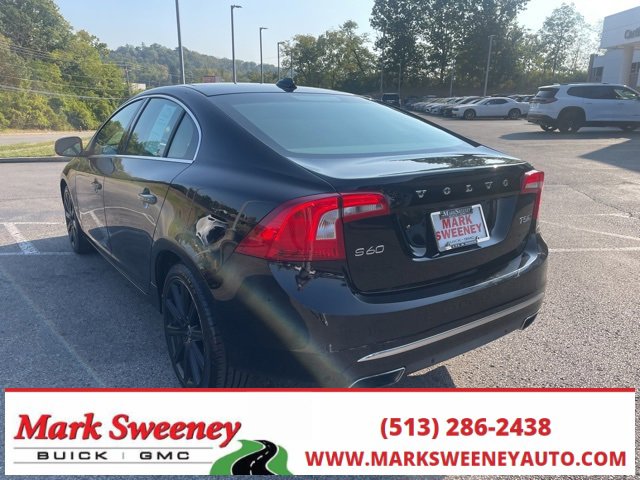 Used 2017 Volvo S60 T5 Inscription Platinum w/ Climate Package image 8