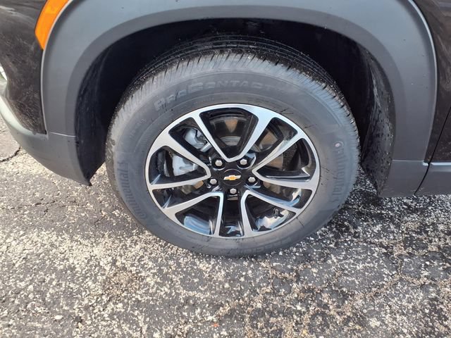 Used 2025 Chevrolet TrailBlazer LT AWD/4WD image 46