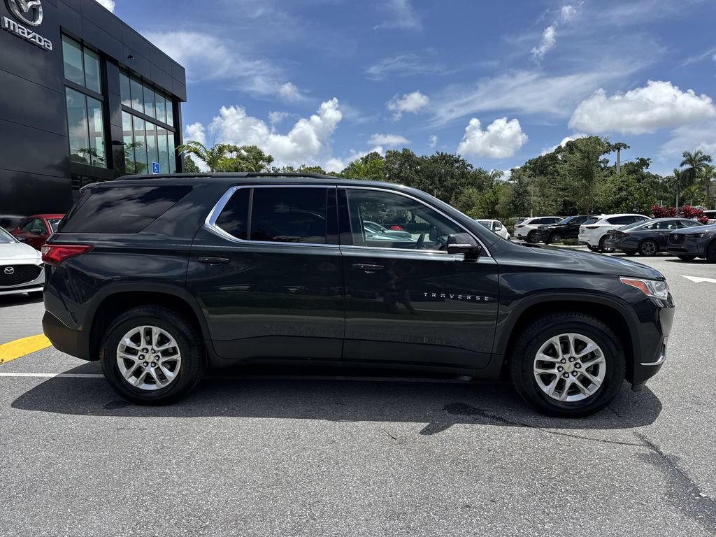 Used 2019 Chevrolet Traverse LT FWD image 5
