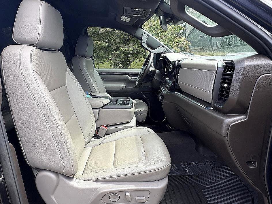 Certified 2024 Chevrolet Silverado 2500 LTZ w/ LPO, Dark Essentials Package image 11