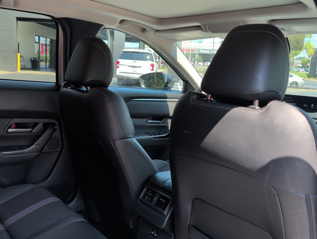 Used 2024 MAZDA CX-50 AWD 2.5 S w/ Premium Package image 23