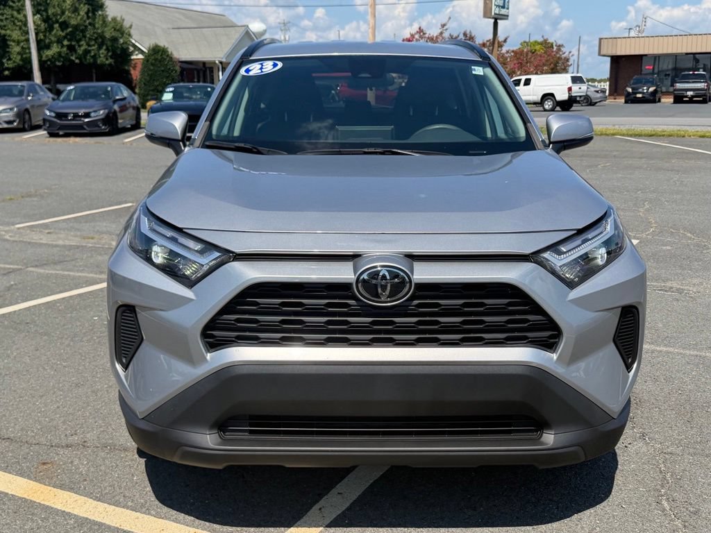 Used 2023 Toyota RAV4 XLE FWD image 9
