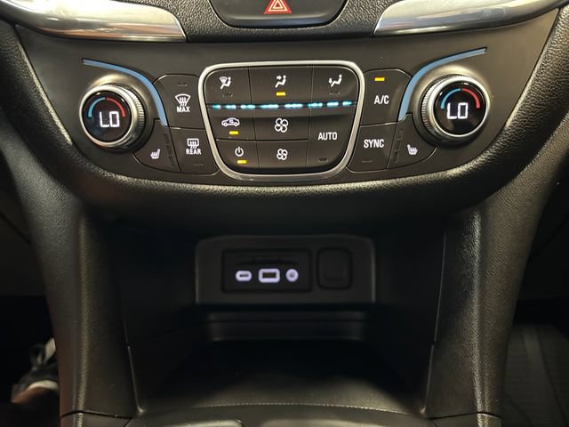 Used 2019 Chevrolet Equinox LT w/ Sun & Navigation Package AWD/4WD image 22