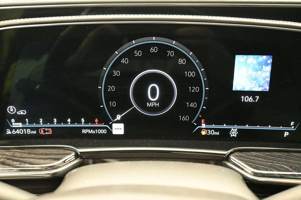 Used 2021 Cadillac Escalade Premium Luxury w/ Driver Assist Tech Package AWD/4WD image 12