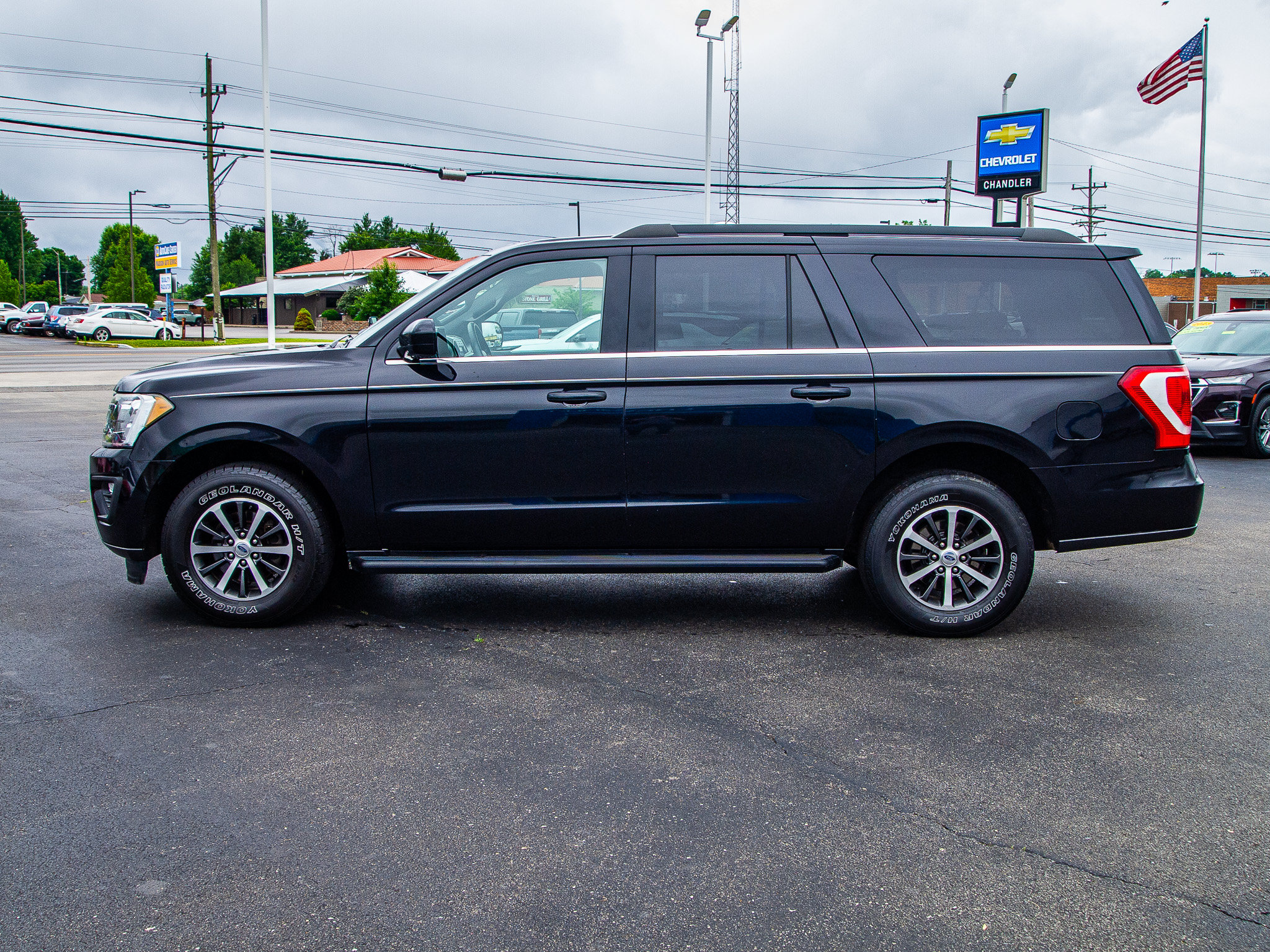Used 2019 Ford Expedition Max XLT AWD/4WD image 4