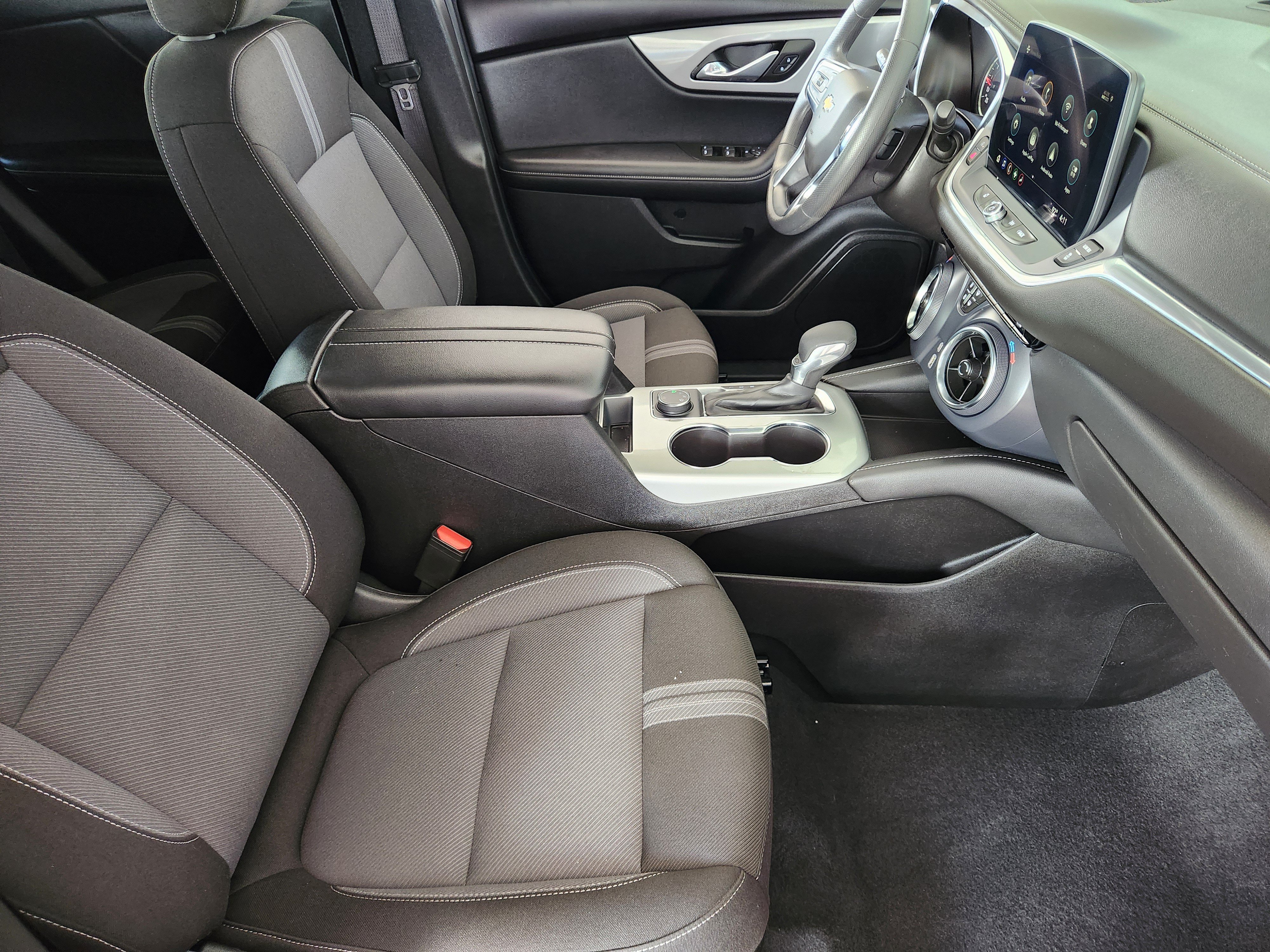 Certified 2025 Chevrolet Blazer LT AWD/4WD image 15