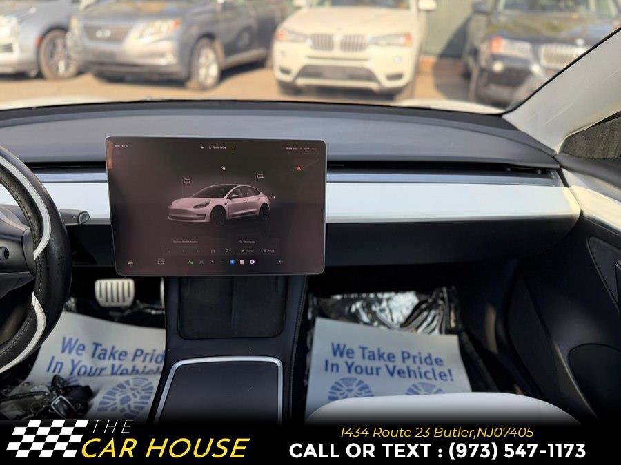 Used 2022 Tesla Model 3 Performance image 25