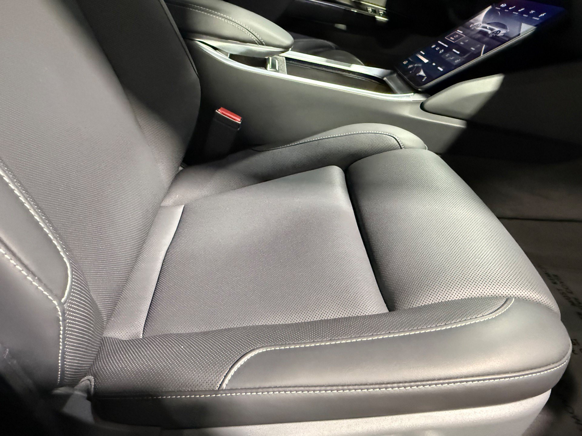 Used 2024 Lucid Air Touring AWD/4WD image 51