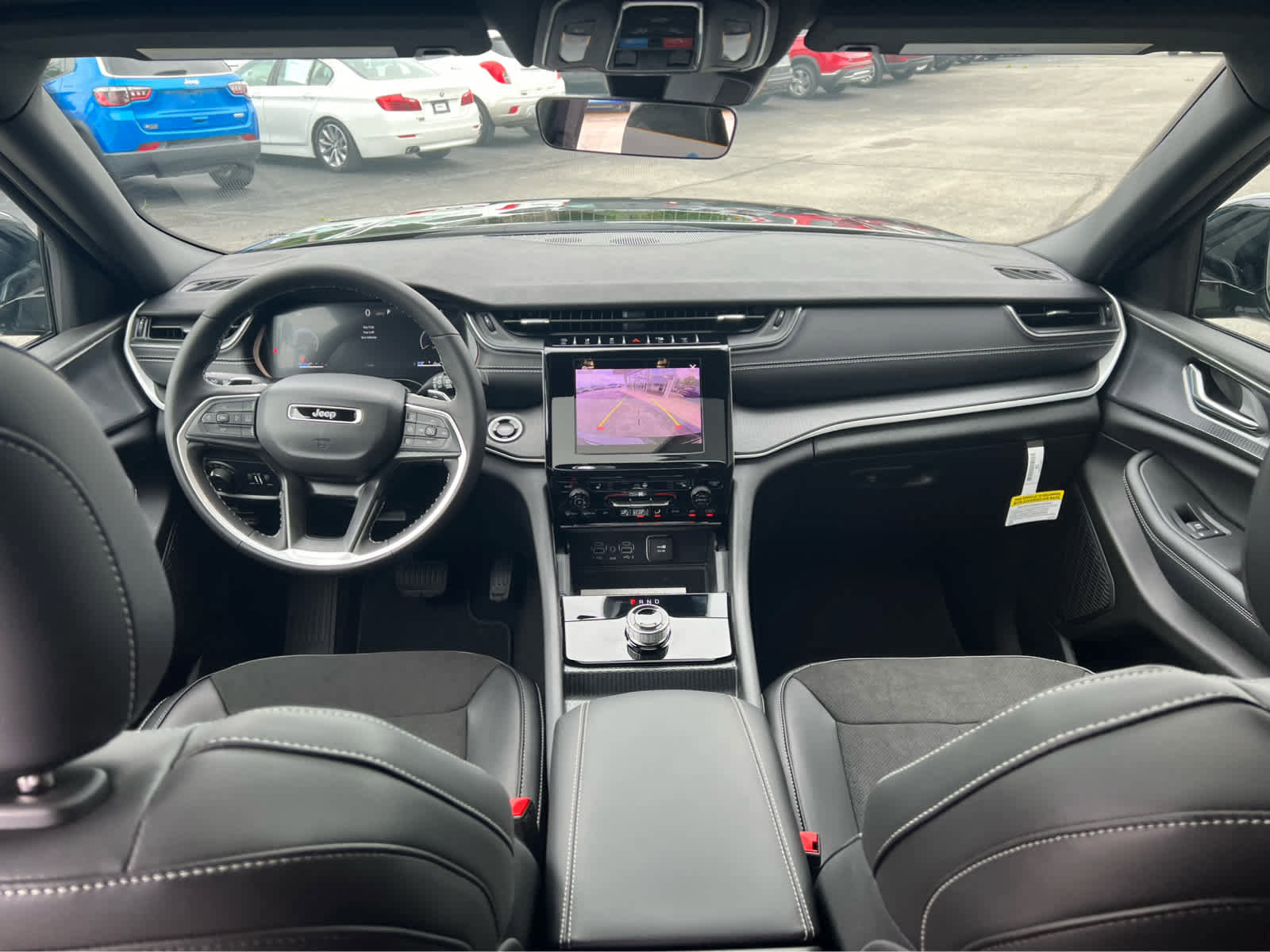 New 2025 Jeep Grand Cherokee L Altitude image 13