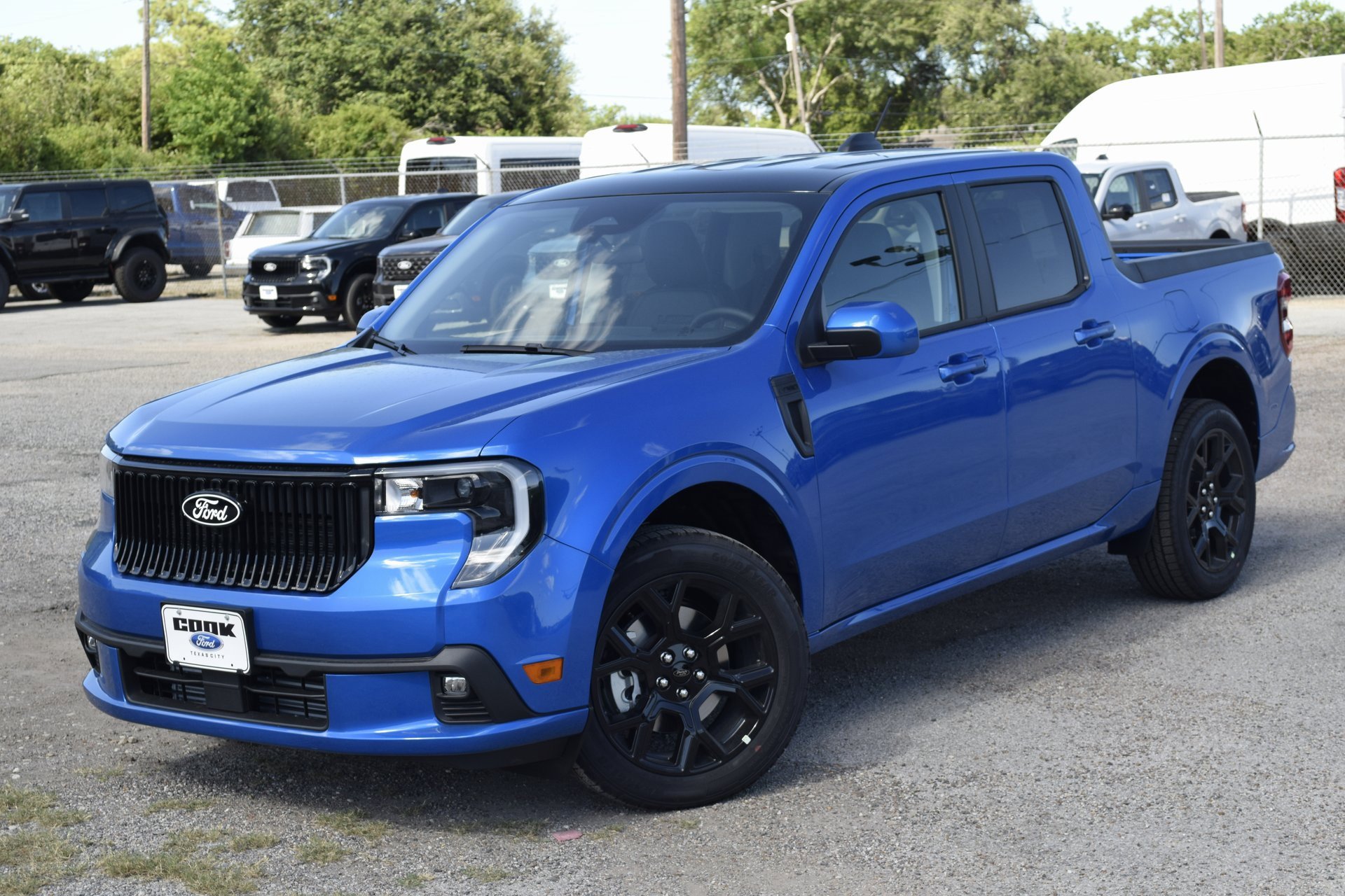 New 2025 Ford Maverick Lobo
