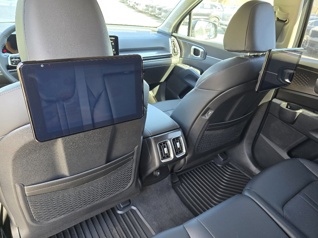 New 2025 Kia Sorento S w/ Panoramic Sunroof Package image 24