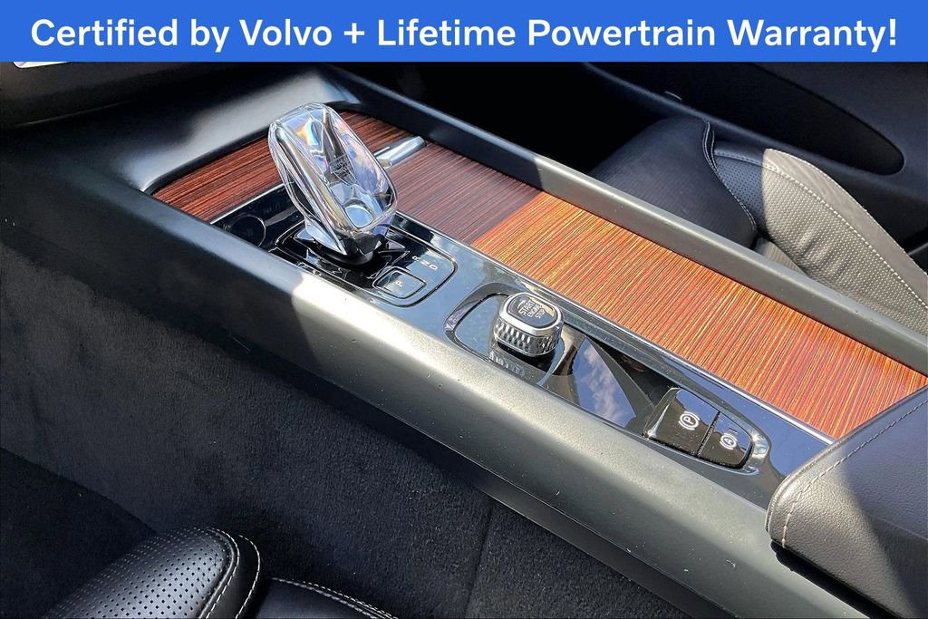 Used 2023 Volvo XC60 B6 Ultimate image 19
