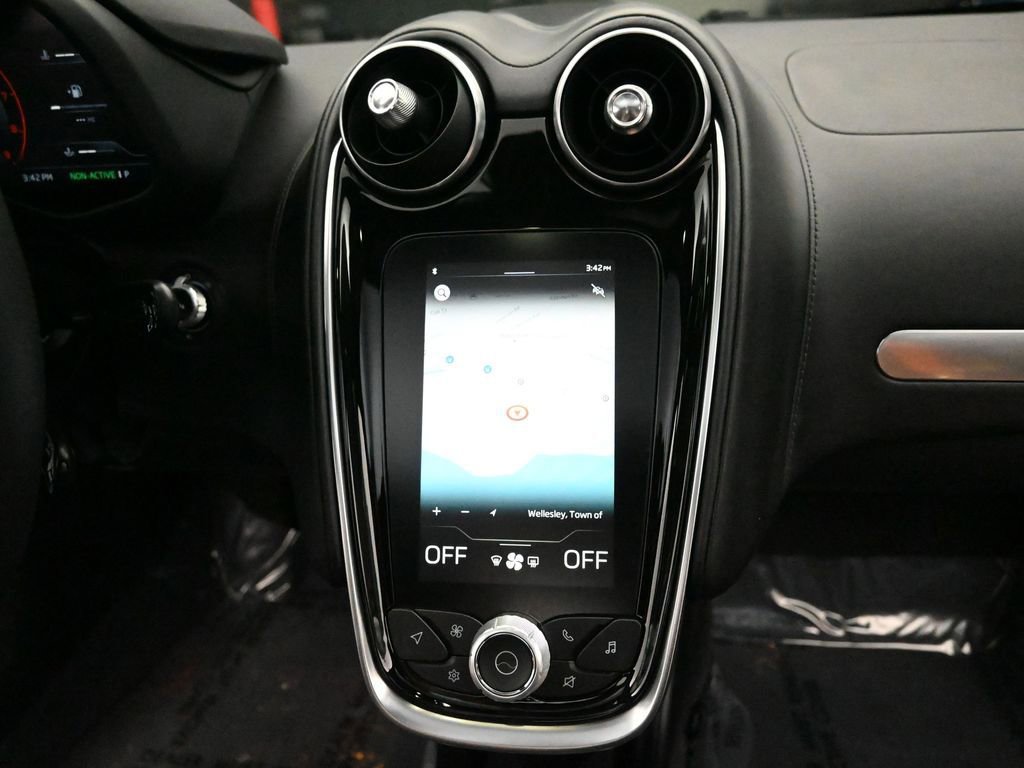 Used 2022 McLaren GT image 30