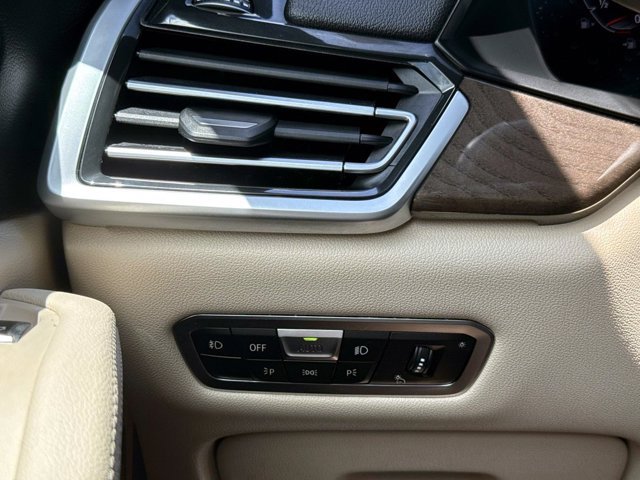 Used 2021 BMW X5 xDrive40i AWD/4WD image 35