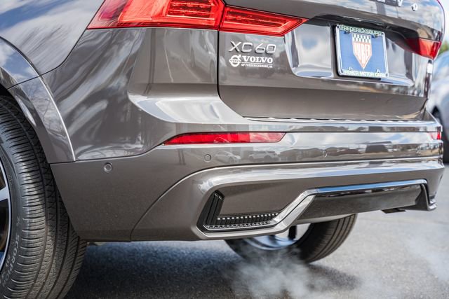 Used 2024 Volvo XC60 T8 Ultimate w/ Protection Package Premier image 7