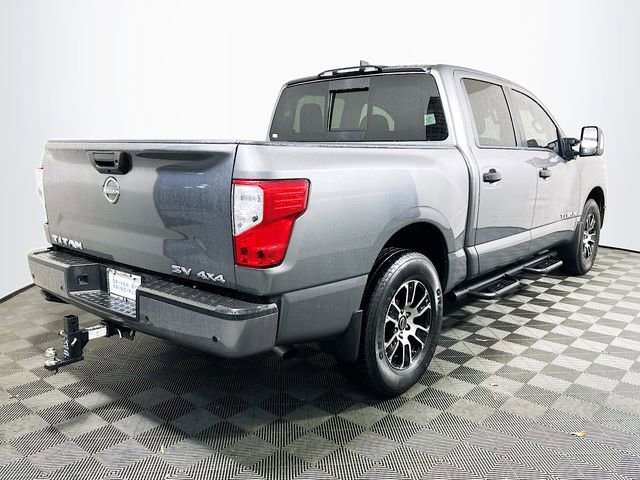 Used 2024 Nissan Titan SV w/ SV Convenience Package image 8