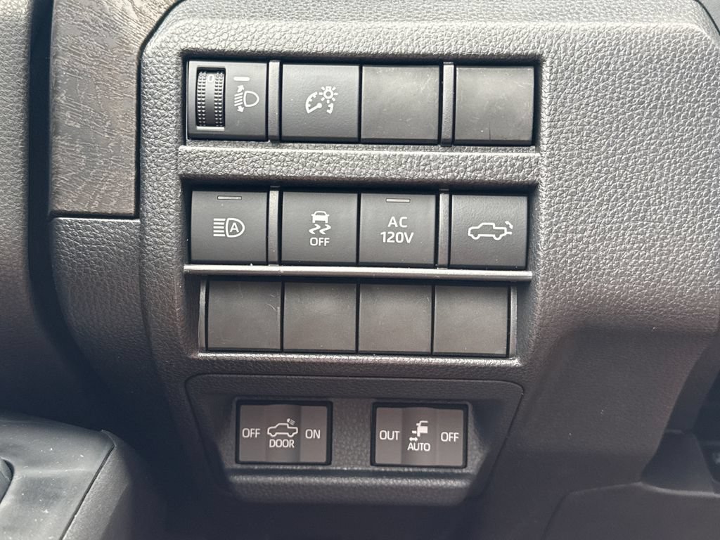 New 2026 Toyota Tacoma Limited AWD/4WD image 33