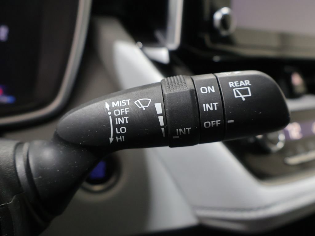 Used 2019 Toyota Corolla SE FWD image 37