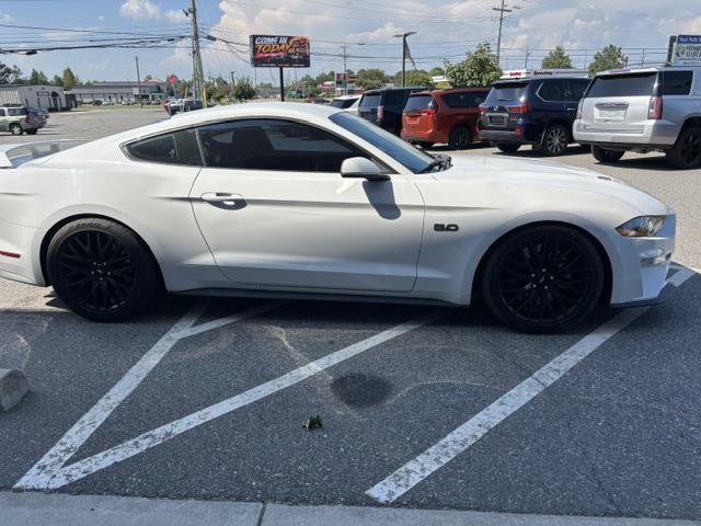 Used 2019 Ford Mustang GT w/ GT Performance Package RWD image 5