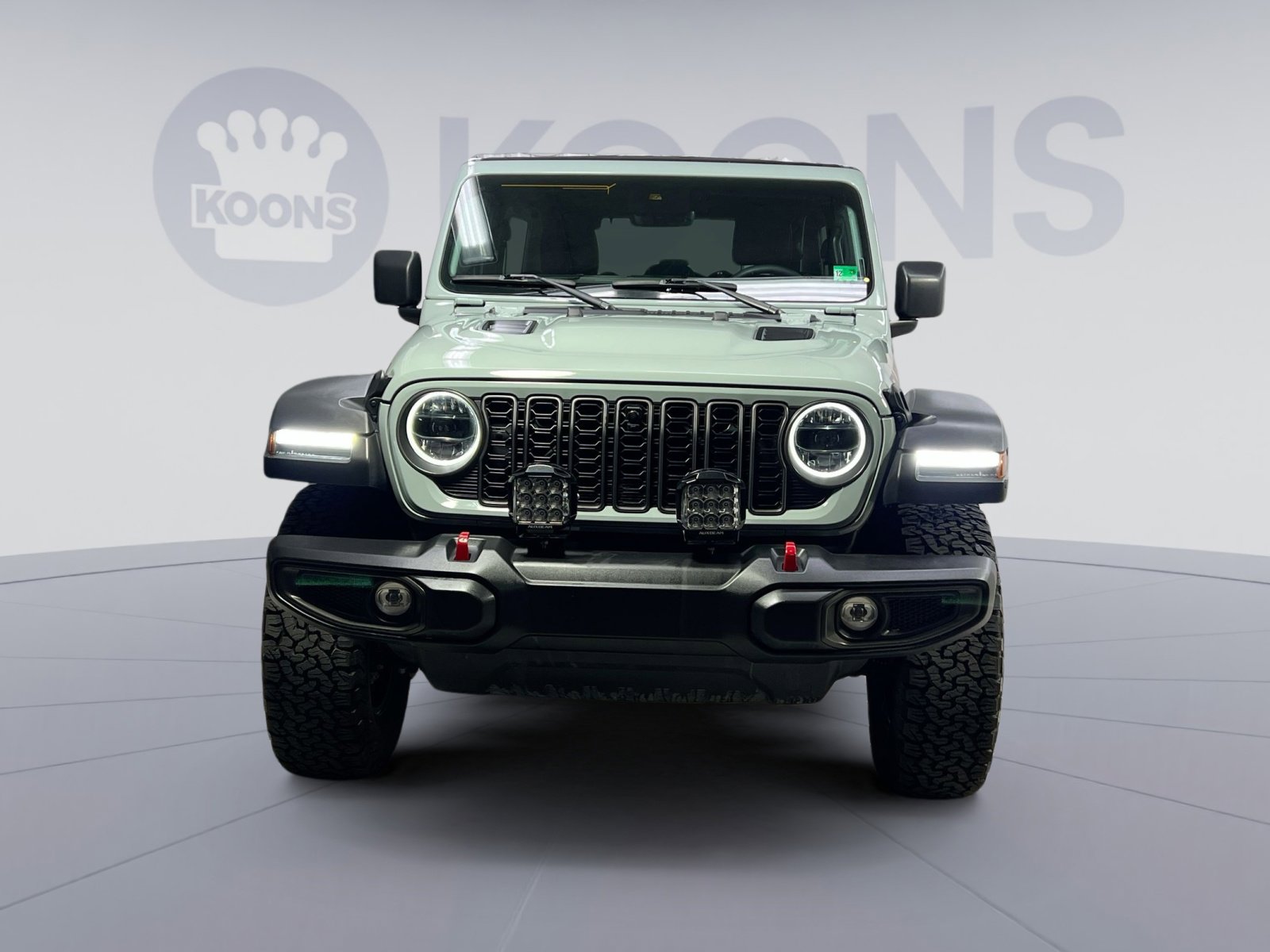 Used 2024 Jeep Wrangler Unlimited Rubicon w/ Technology Group image 15
