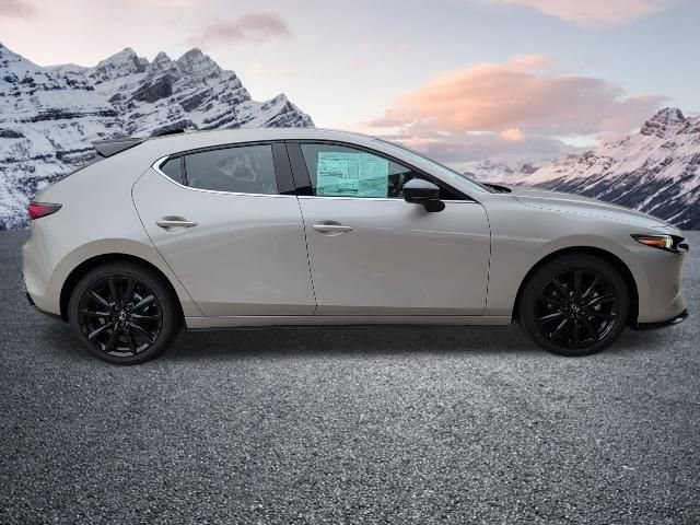New 2026 MAZDA MAZDA3 Hatchback w/Premium Plus Pkg image 34