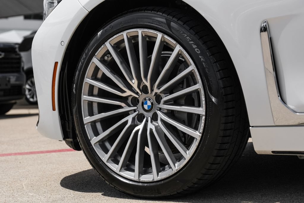 Used 2020 BMW 740i w/ Premium Package RWD image 71