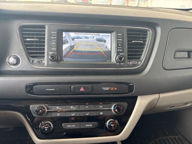 Used 2021 Kia Sedona EX FWD image 18