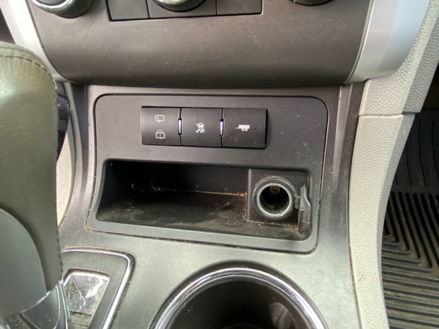 Used 2011 Chevrolet Traverse LT w/ Personal Connectivity Package FWD image 12