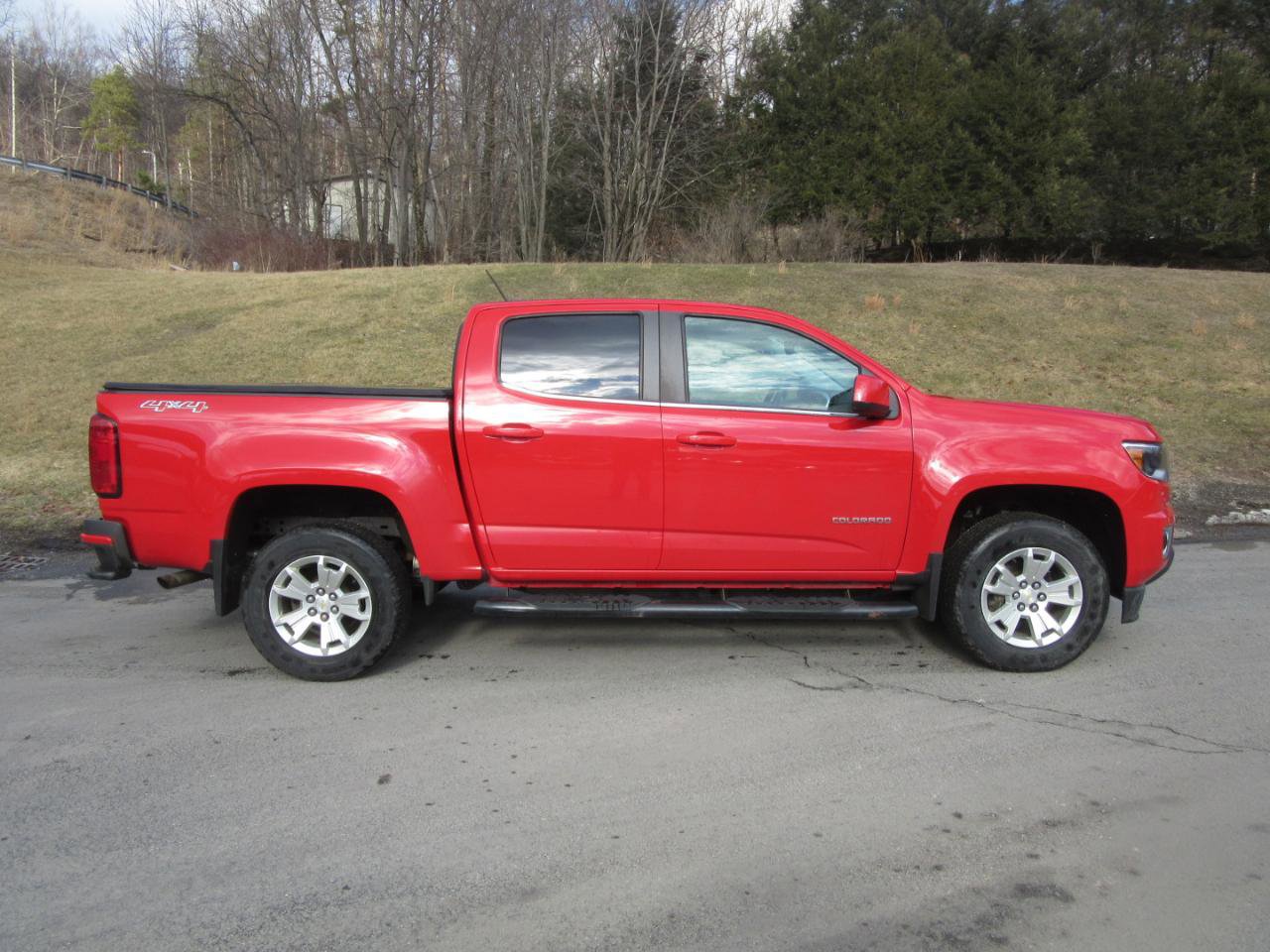 Used 2019 Chevrolet Colorado LT w/ LPO, Premium Interior Package image 2
