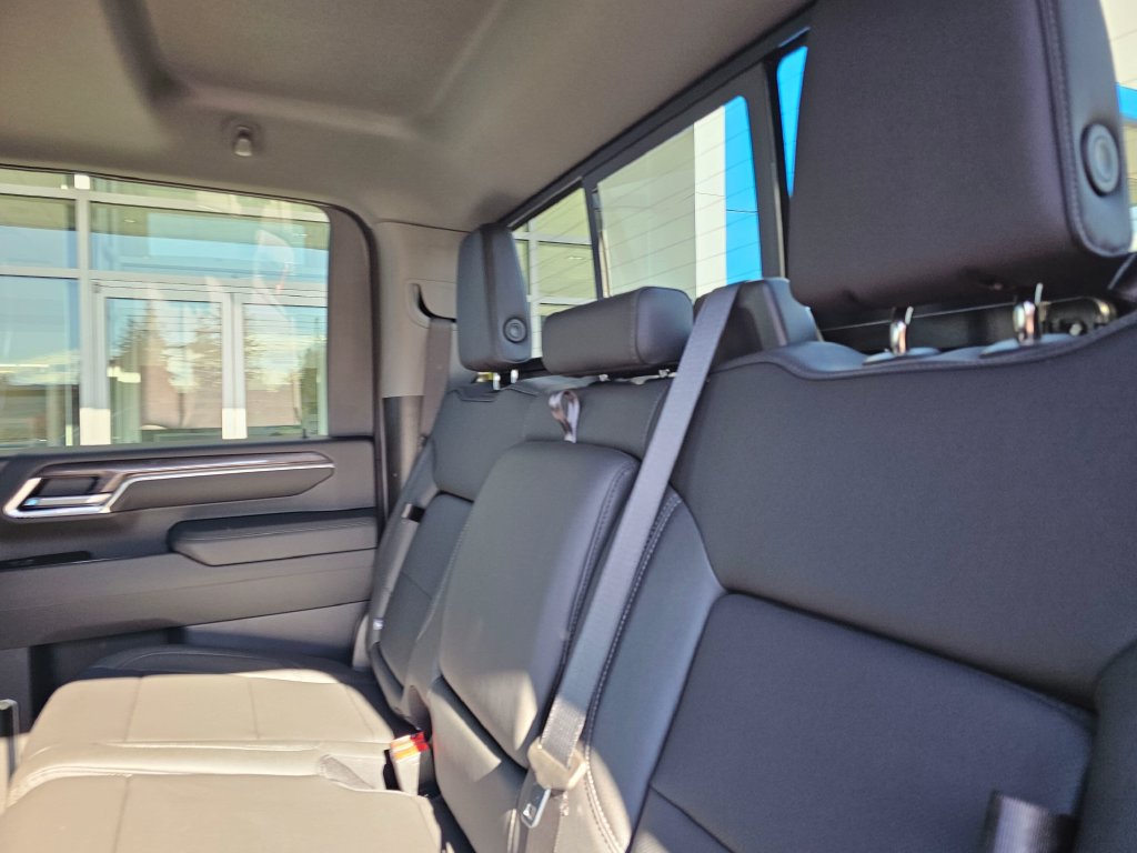 New 2026 Chevrolet Silverado 3500 LTZ w/ LTZ Plus Package AWD/4WD image 21