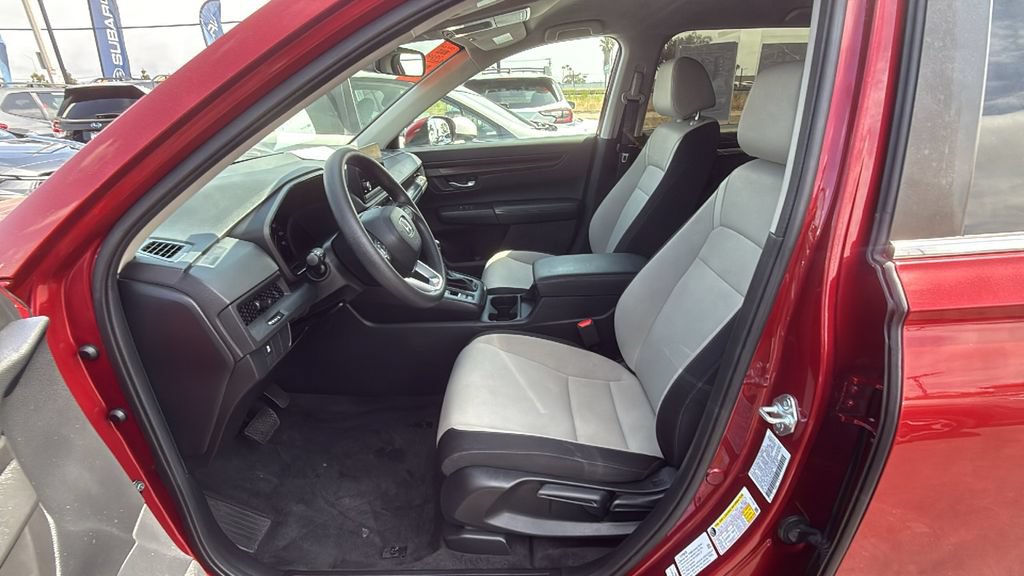 Used 2023 Honda CR-V LX image 17